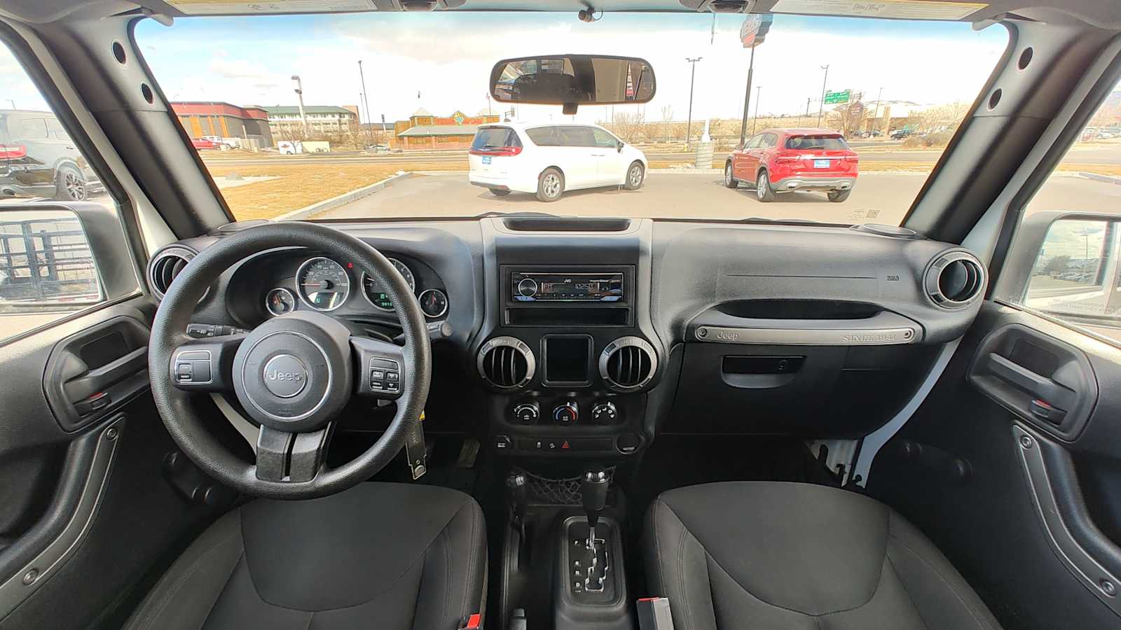 Thumbnail: 2015 Jeep Wrangler - 10