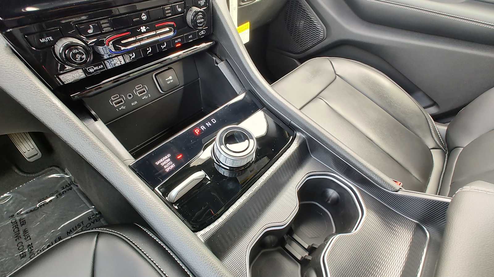 Thumbnail: 2025 Jeep Grand Cherokee - 17