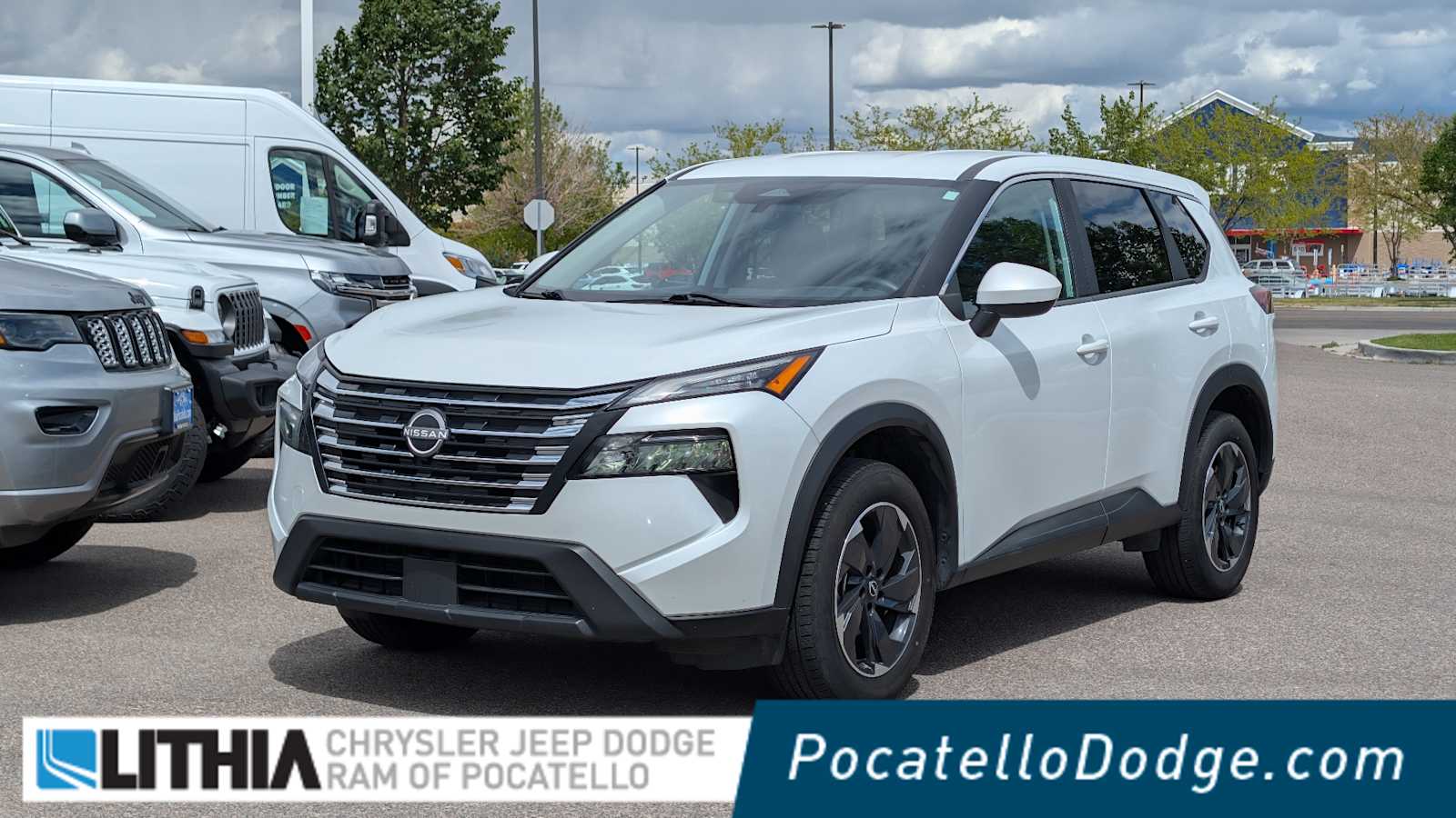 2024 Nissan Rogue SV FWD's photo