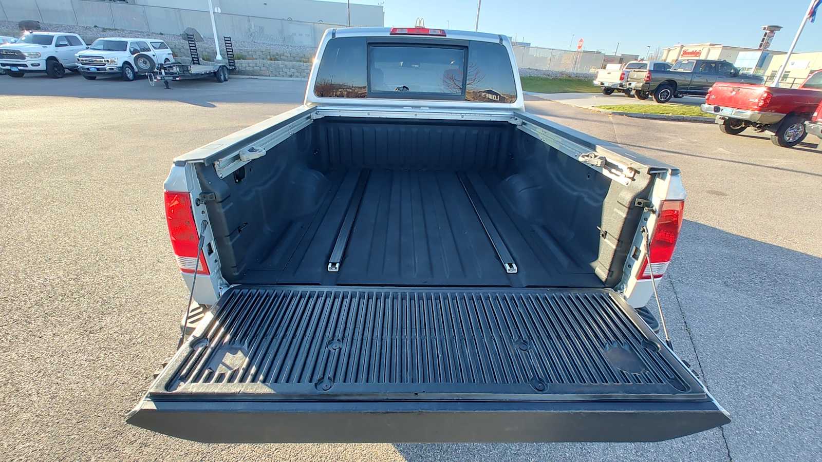 Thumbnail: 2015 Nissan Titan - 19