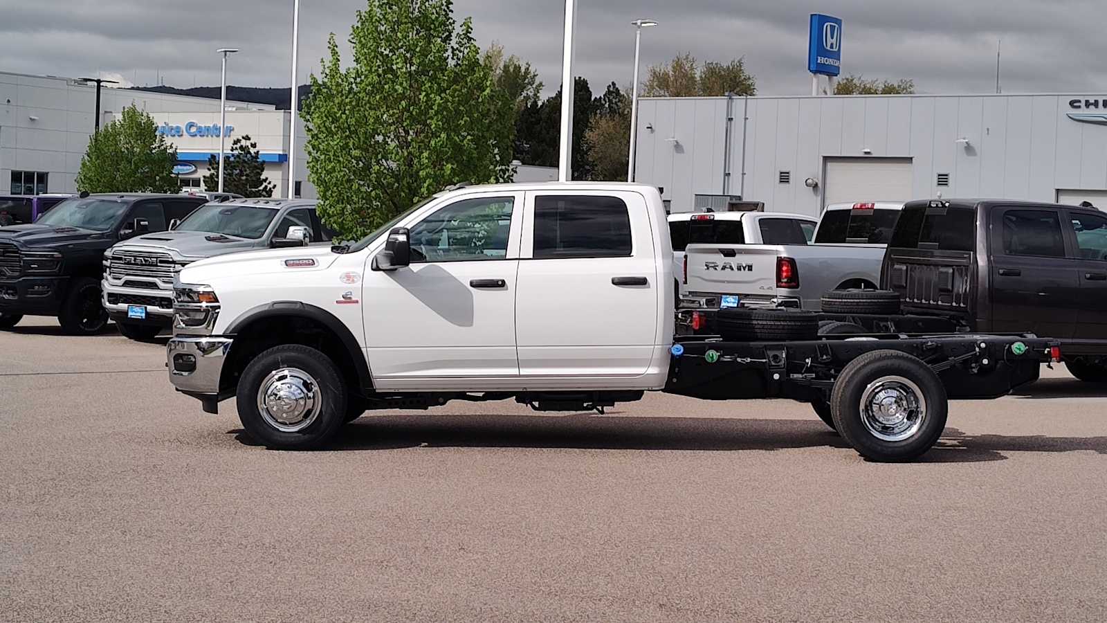Thumbnail: 2026 RAM 3500 - 3