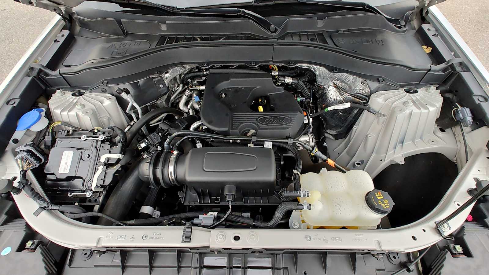 Thumbnail: 2020 Ford Explorer - 9