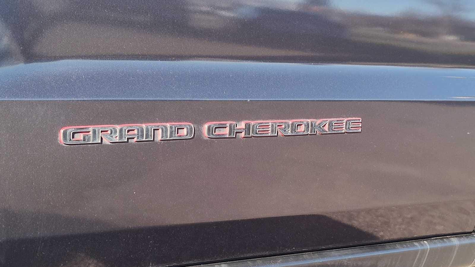 Thumbnail: 2018 Jeep Grand Cherokee - 7