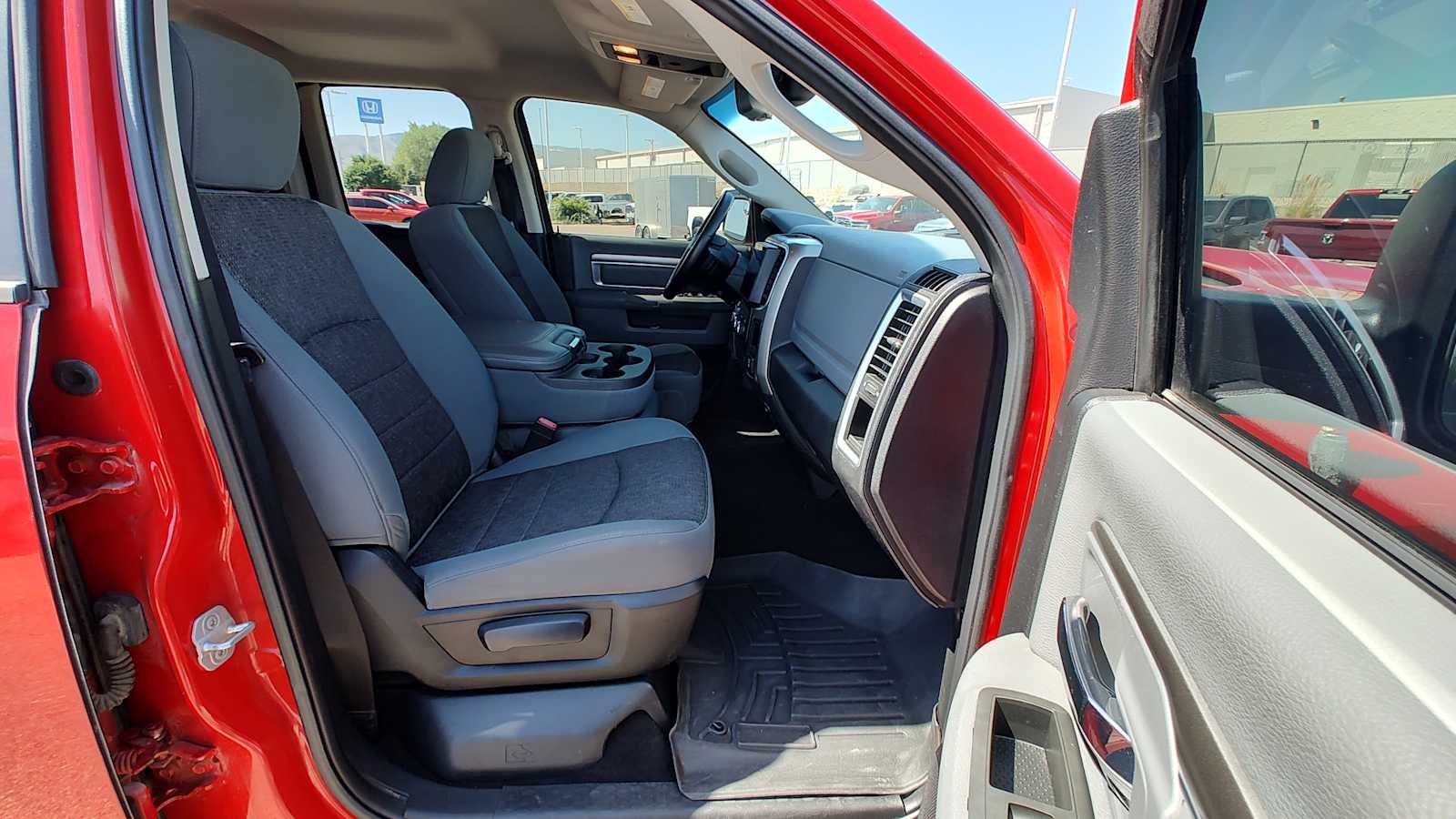 Thumbnail: 2014 RAM 1500 - 14
