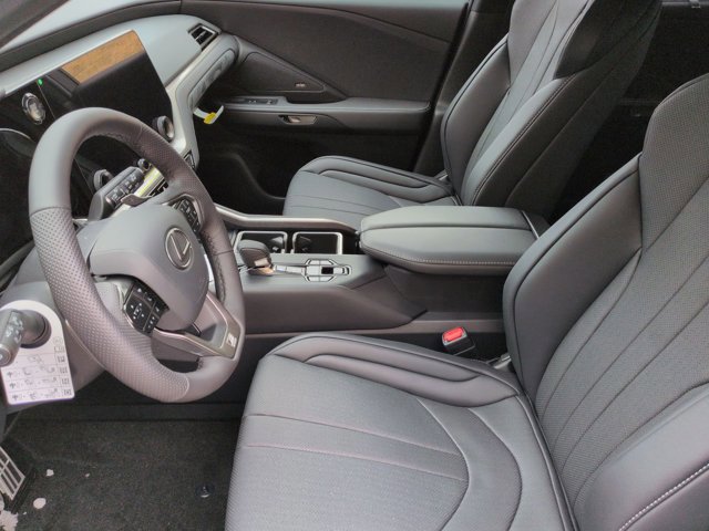 Thumbnail: 2026 Lexus TX - 17