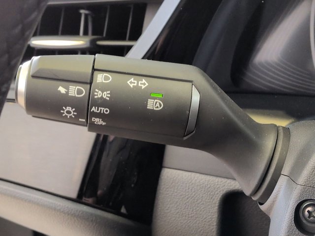 Thumbnail: 2025 Lexus ES - 21