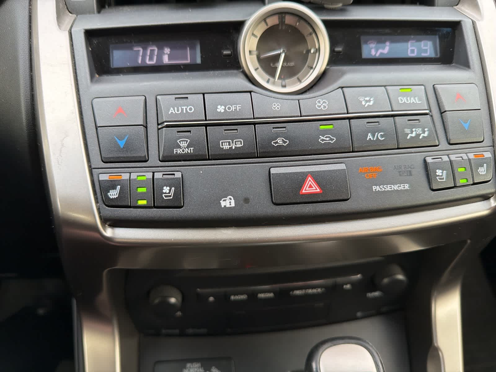 Thumbnail: 2015 Lexus NX - 21