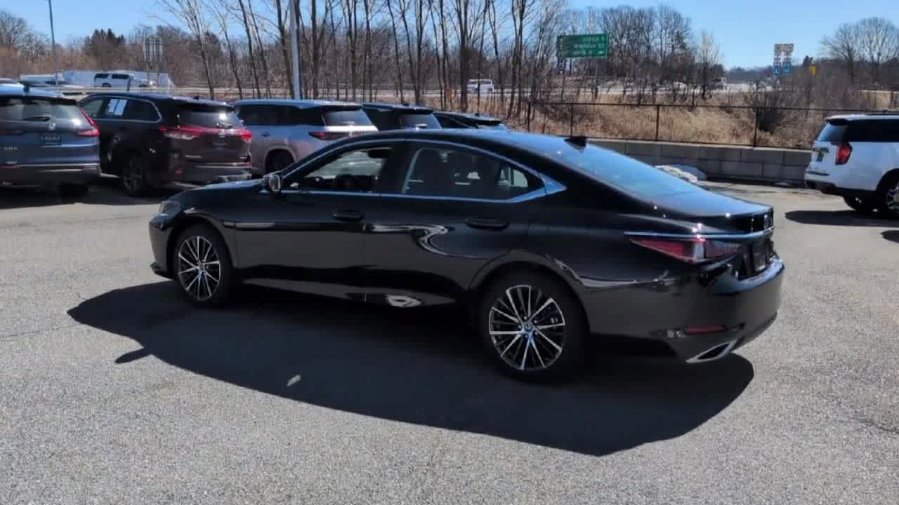 Thumbnail: 2025 Lexus ES - 6