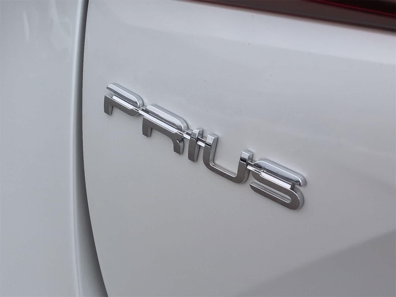 Thumbnail: 2022 Toyota Prius - 13