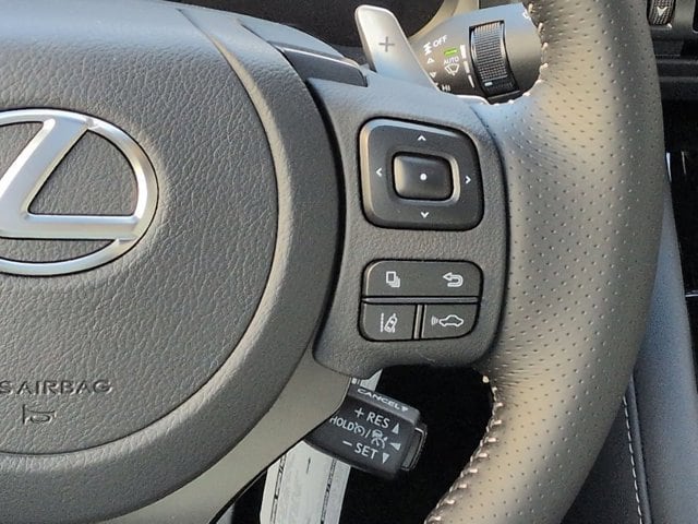 Thumbnail: 2025 Lexus IS - 27