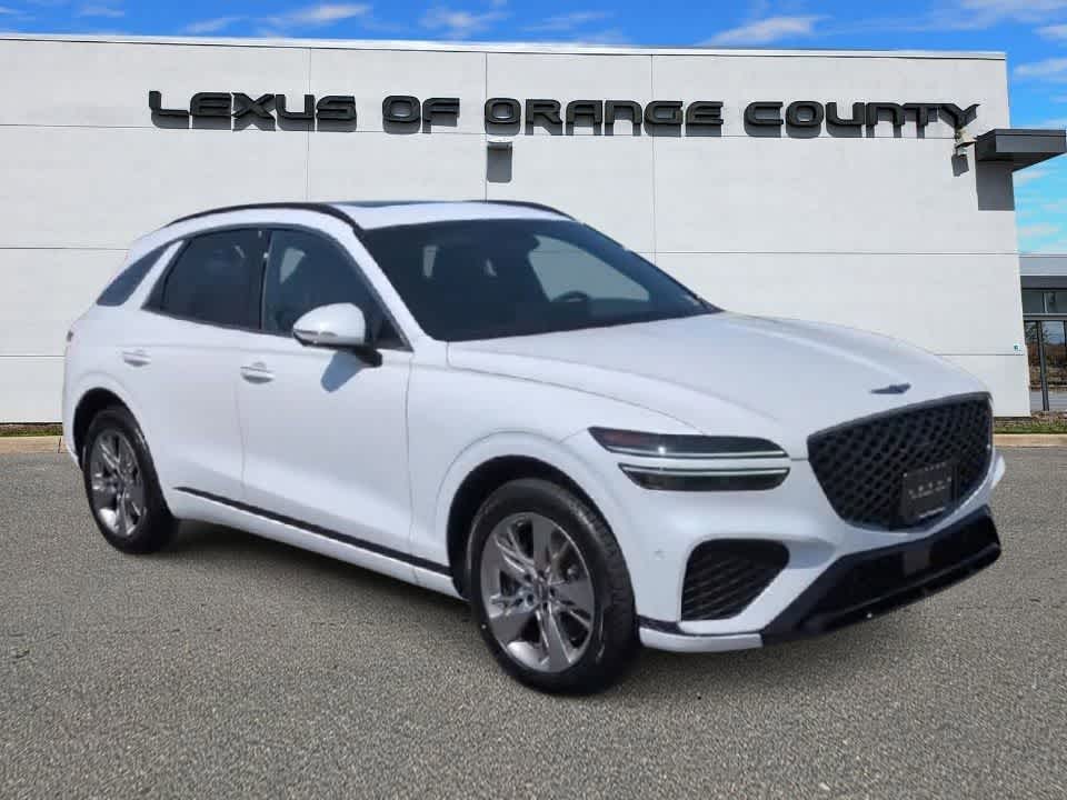 Thumbnail: 2022 Genesis GV70 - 2