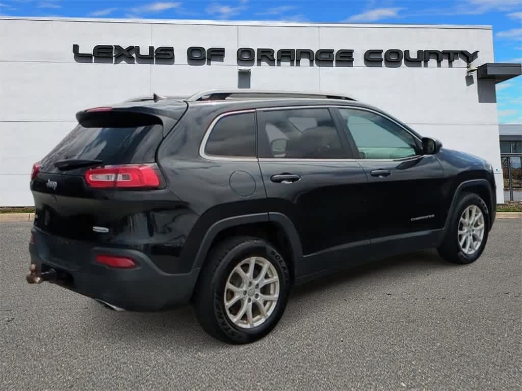 Thumbnail: 2016 Jeep Cherokee - 8
