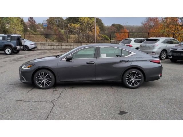 Thumbnail: 2025 Lexus ES - 5