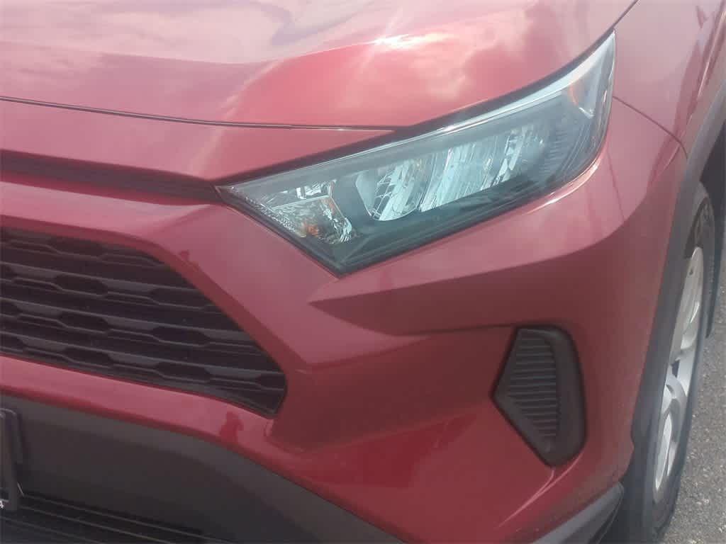 Thumbnail: 2020 Toyota RAV4 - 11