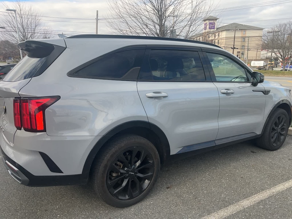 Used 2022 Kia Sorento SX SUV