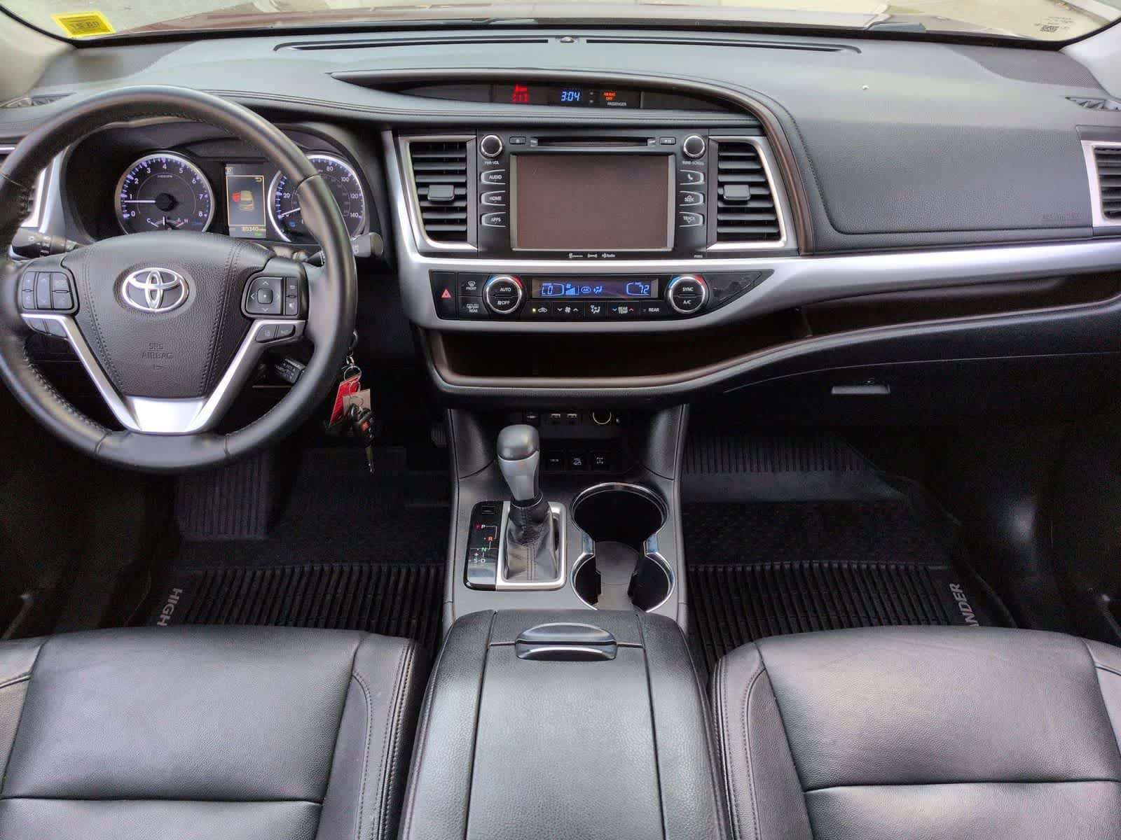 Thumbnail: 2019 Toyota Highlander - 16