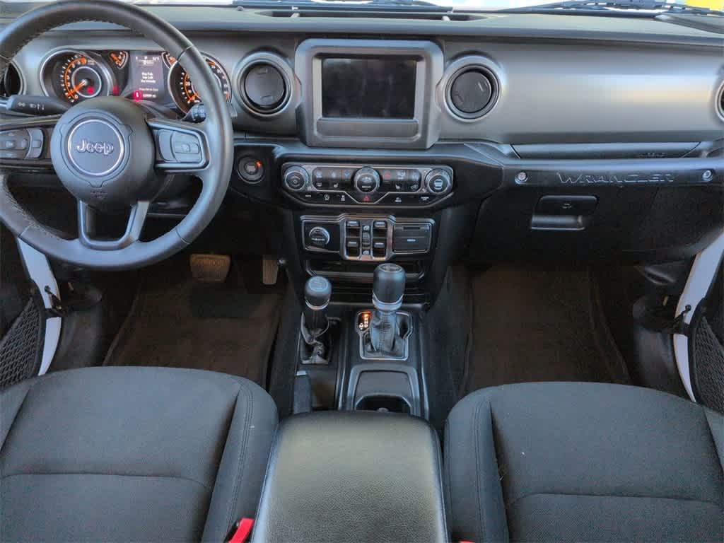 Thumbnail: 2022 Jeep Wrangler - 16