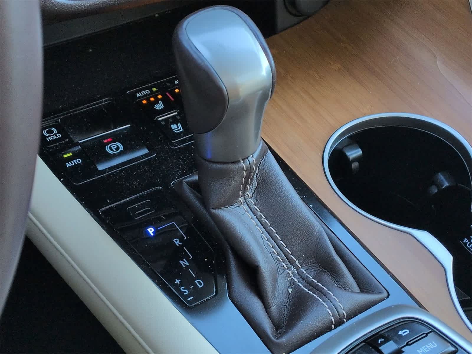 Thumbnail: 2017 Lexus RX - 33