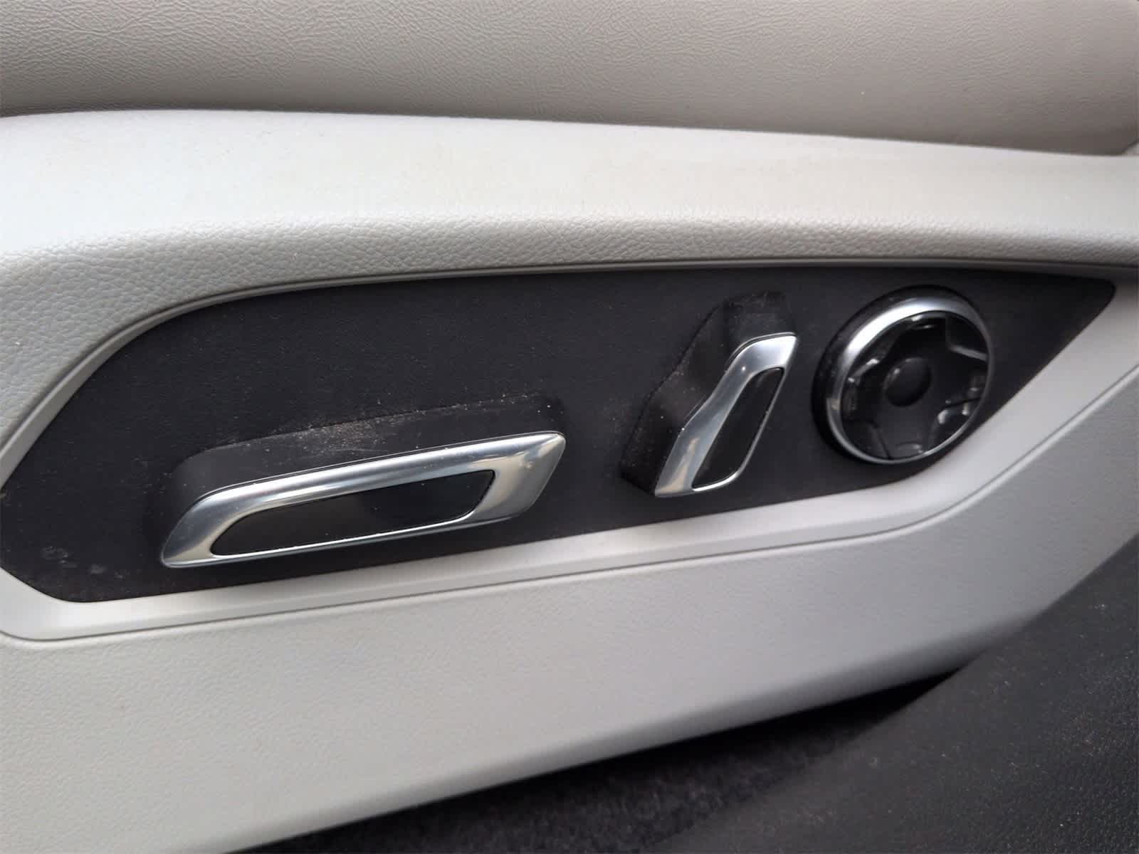 Thumbnail: 2020 Acura RDX - 18