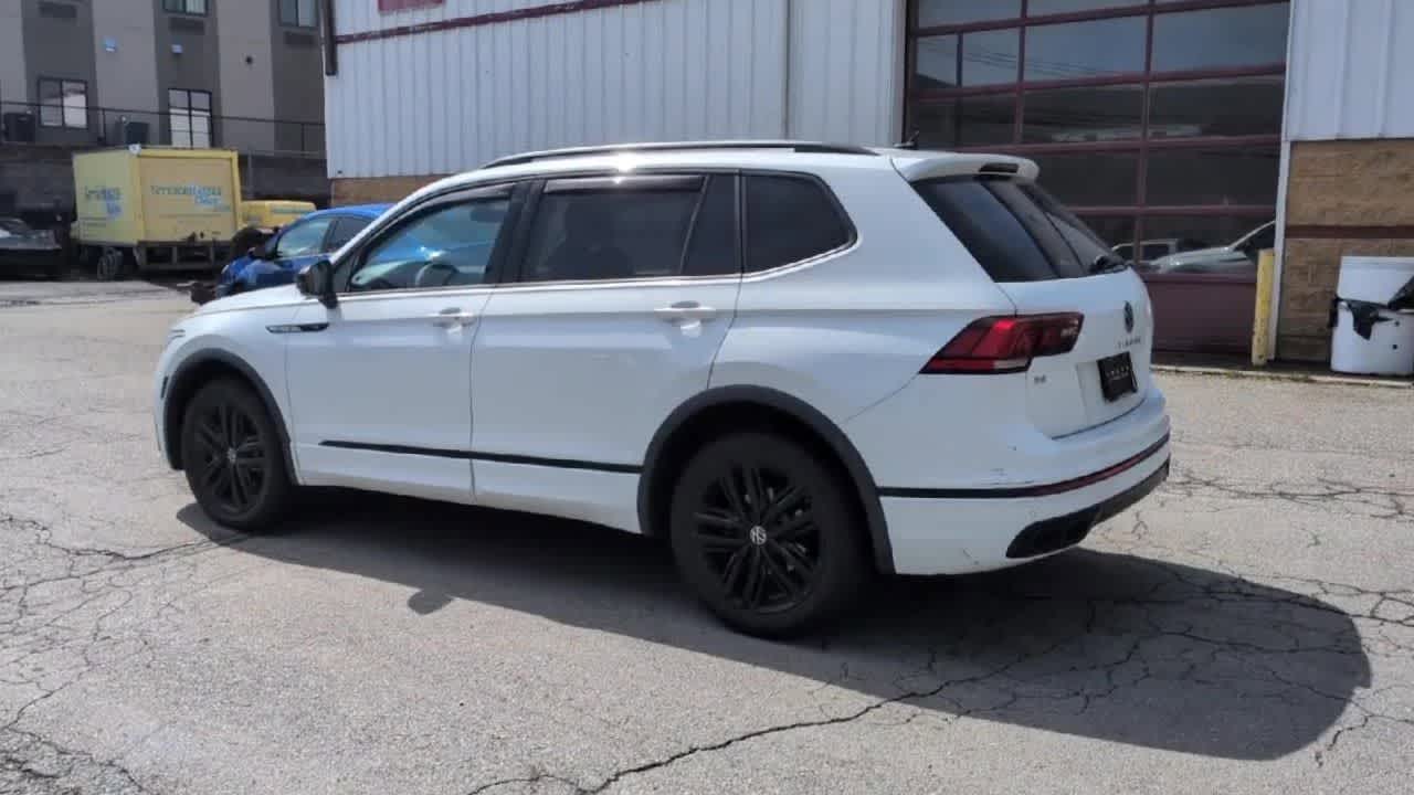 Thumbnail: 2022 Volkswagen Tiguan - 6