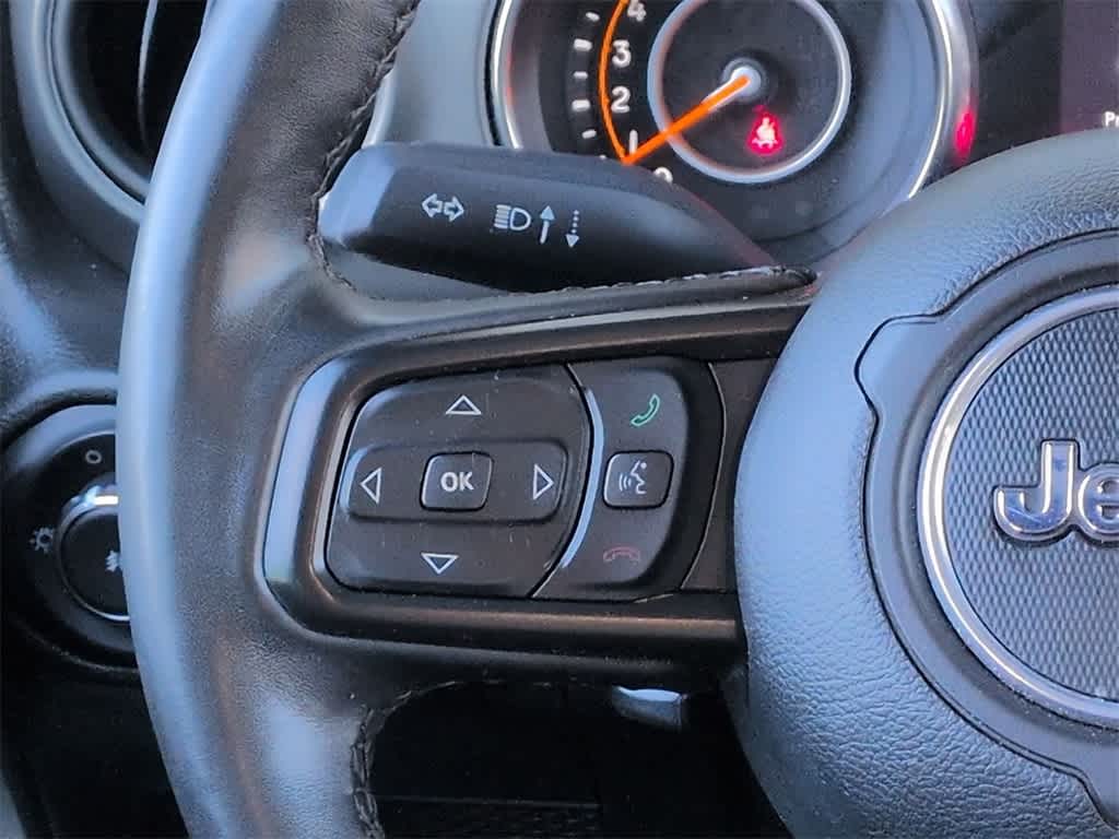 Thumbnail: 2022 Jeep Wrangler - 23