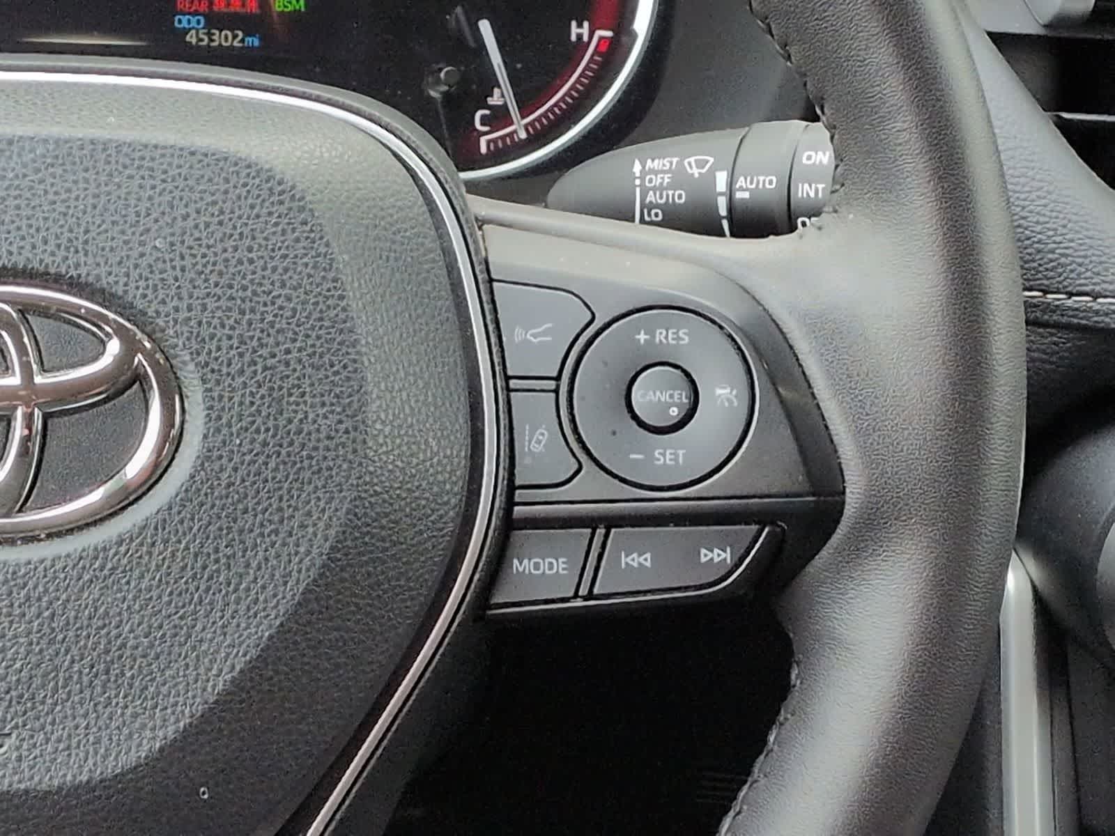 Thumbnail: 2024 Toyota RAV4 - 25