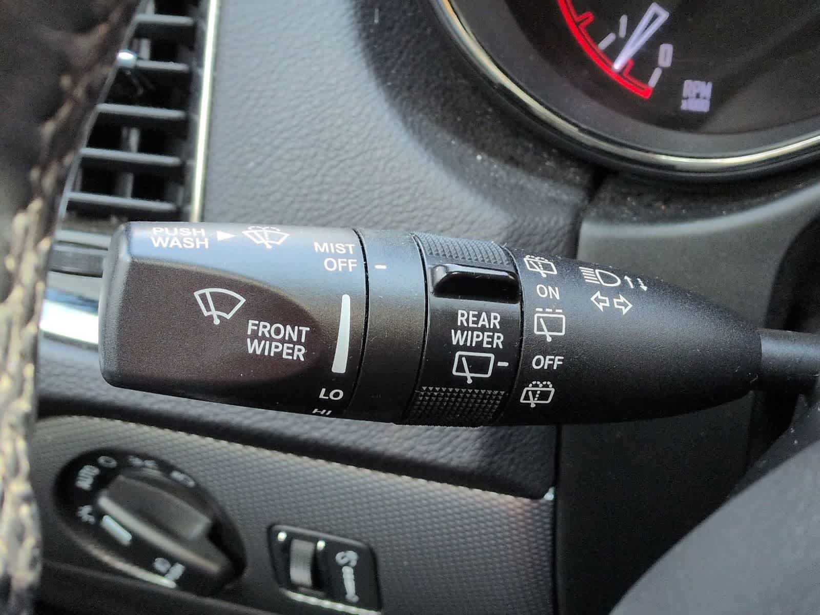 Thumbnail: 2020 Dodge Durango - 28