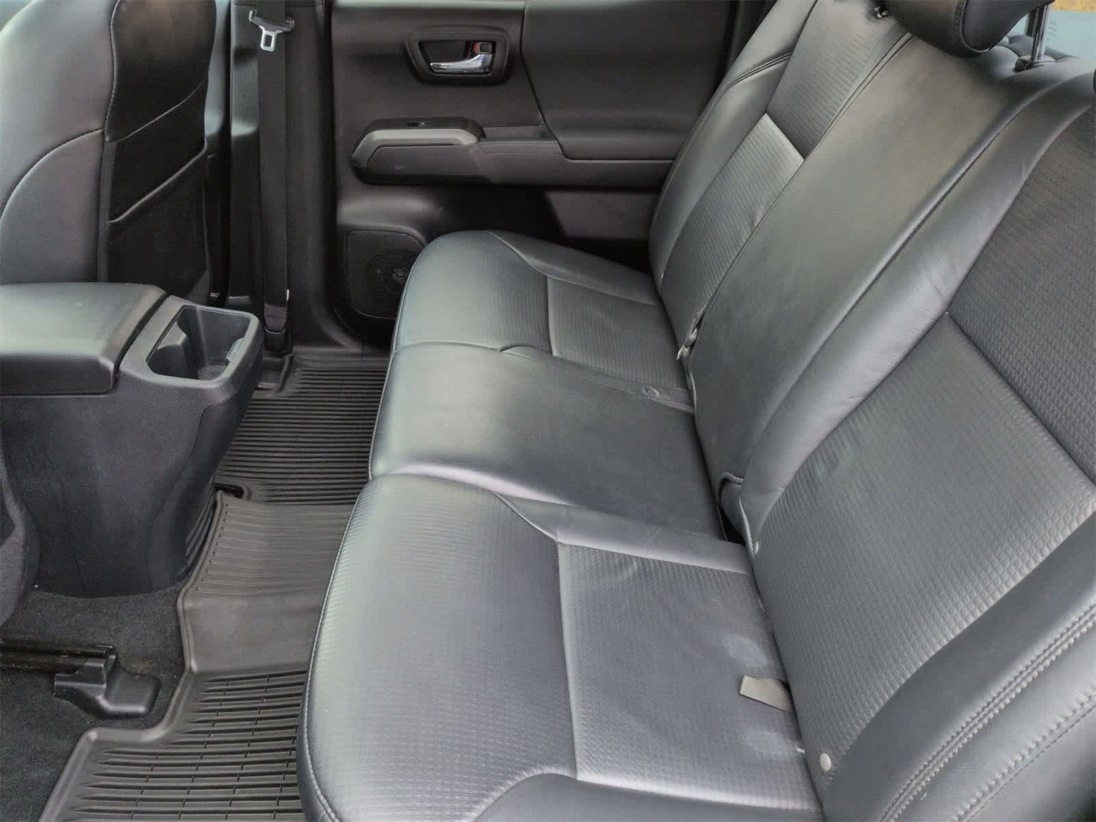 Thumbnail: 2019 Toyota Tacoma - 20