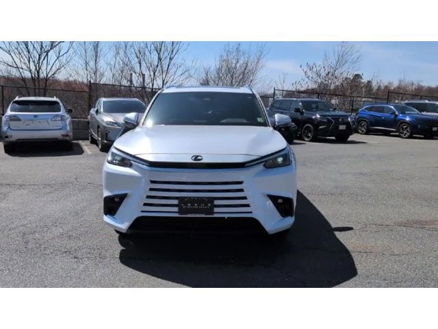 Thumbnail: 2026 Lexus TX - 3