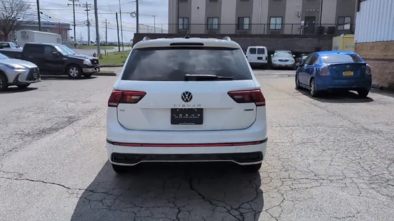 Thumbnail: 2022 Volkswagen Tiguan - 7