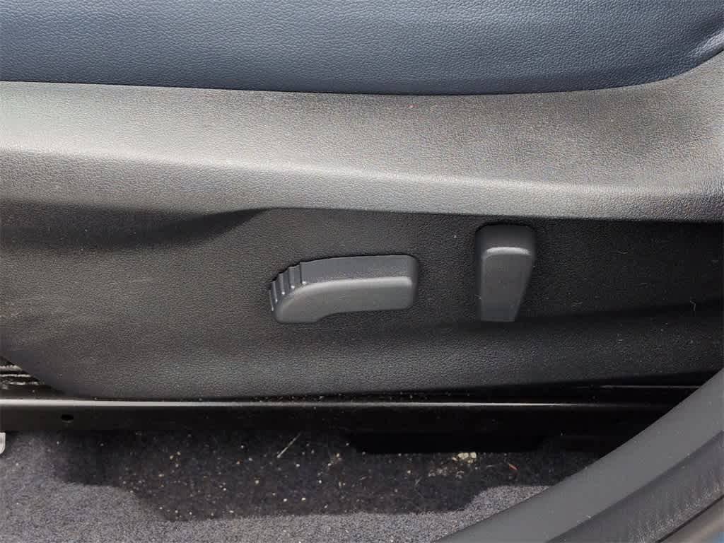 Thumbnail: 2023 Subaru Crosstrek - 18