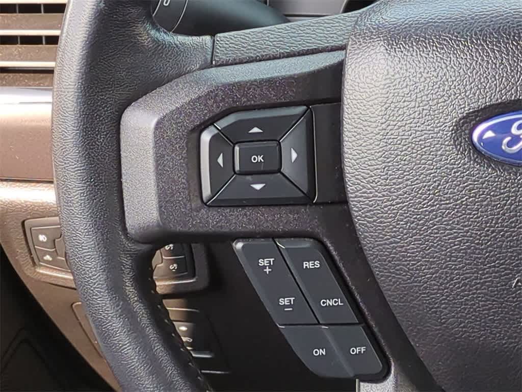 2017 Ford F-150 XLT 24