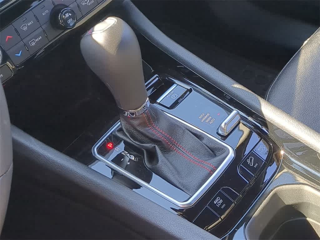 Thumbnail: 2024 Jeep Compass - 32