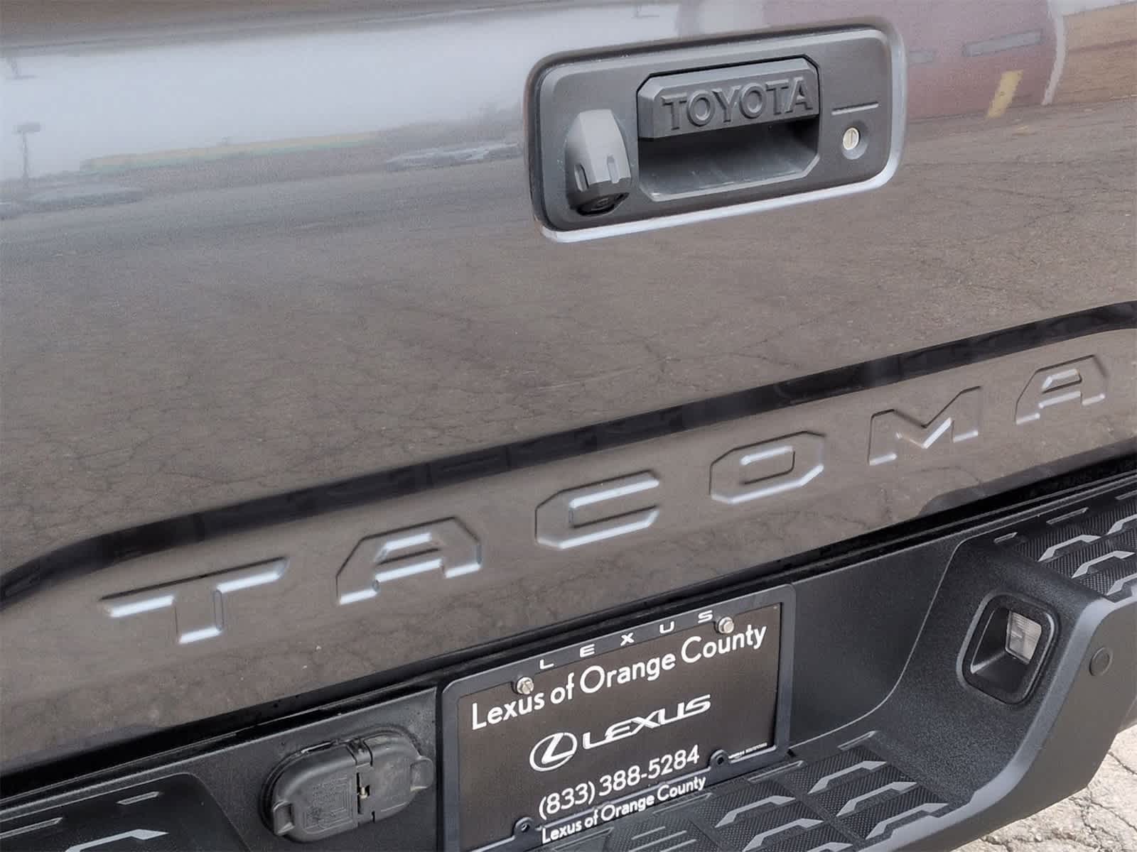 Thumbnail: 2019 Toyota Tacoma - 13