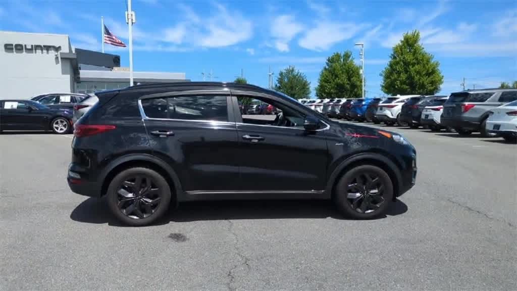 Thumbnail: 2020 Kia Sportage - 9