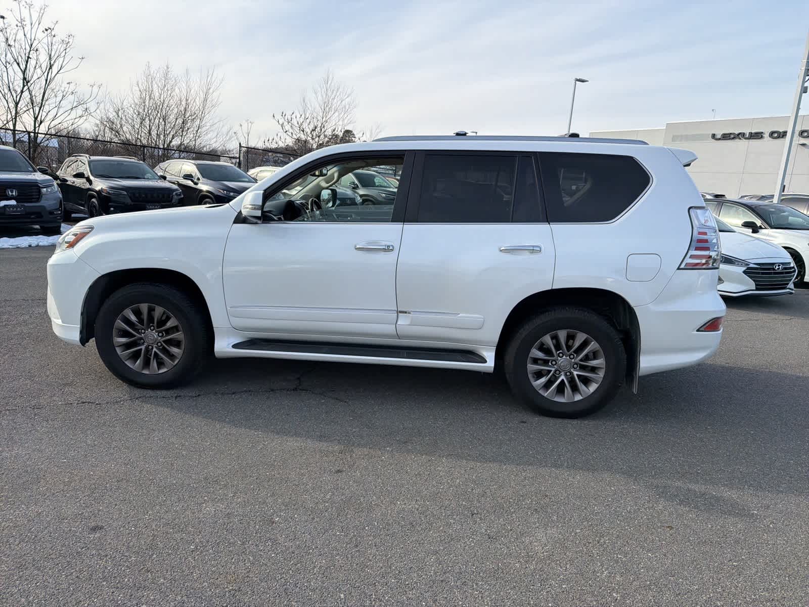 Thumbnail: 2018 Lexus GX - 12