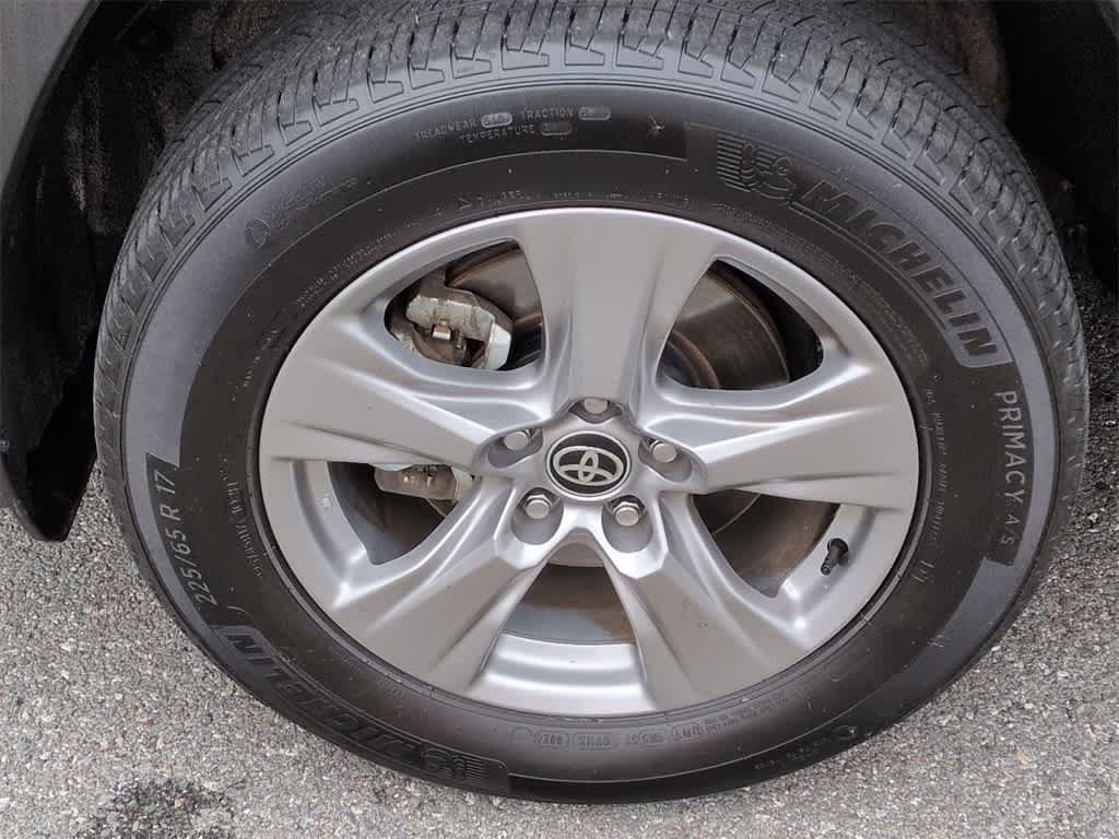 Thumbnail: 2024 Toyota RAV4 - 14