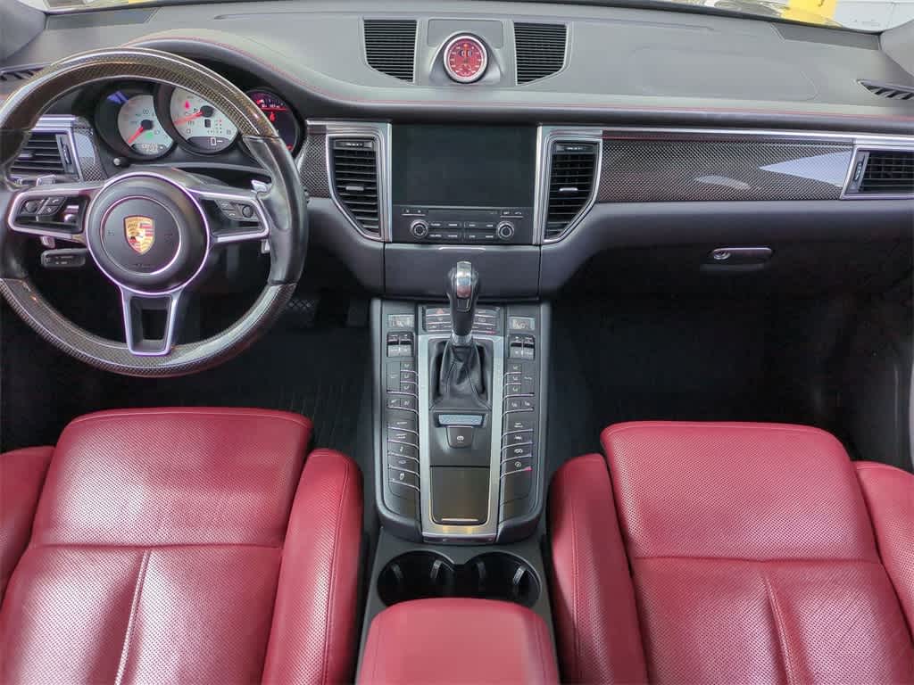Thumbnail: 2017 Porsche Macan - 16