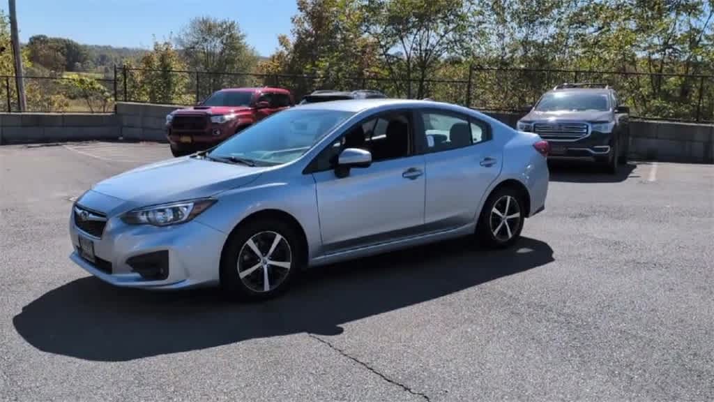2019 Subaru Impreza 2.0i Premium photo 3