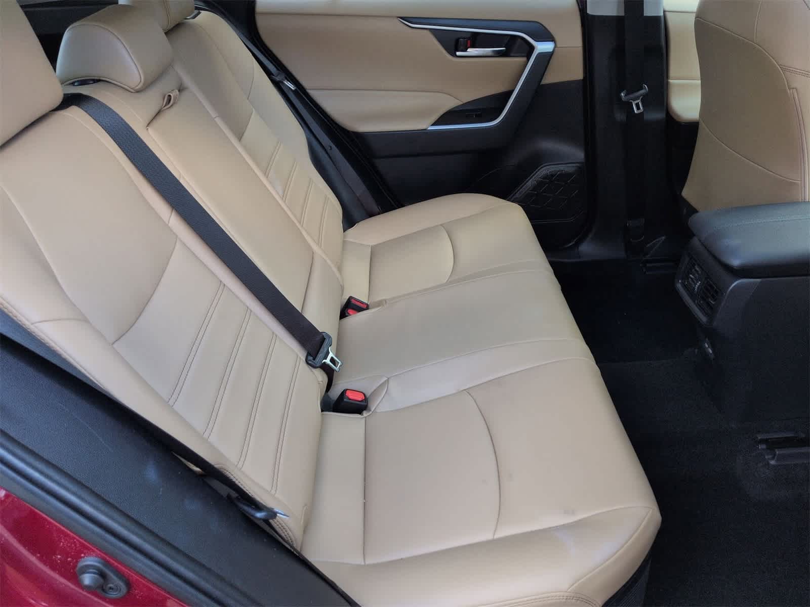 Thumbnail: 2022 Toyota RAV4 - 22