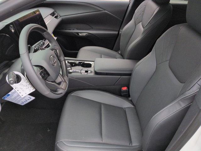 Thumbnail: 2026 Lexus RX - 17