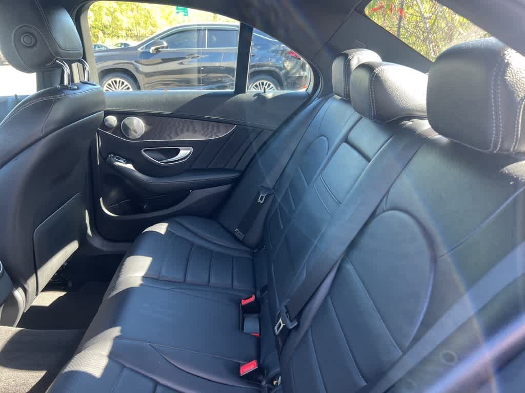 Thumbnail: 2015 Mercedes-Benz C-Class - 7