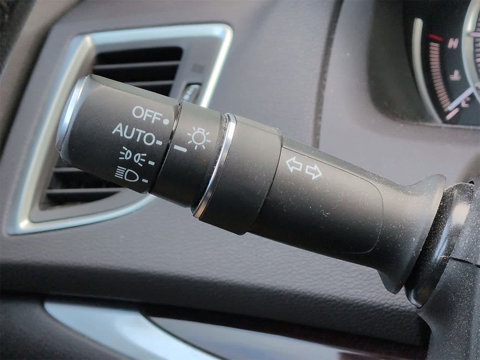 Thumbnail: 2015 Acura TLX - 29