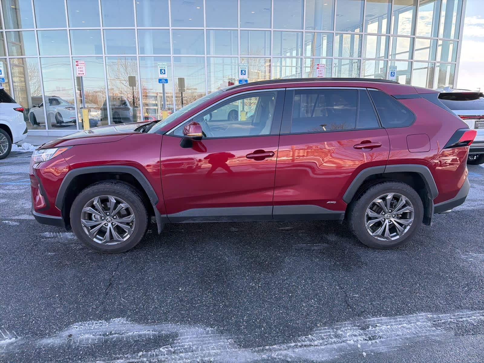 Thumbnail: 2022 Toyota RAV4 - 5