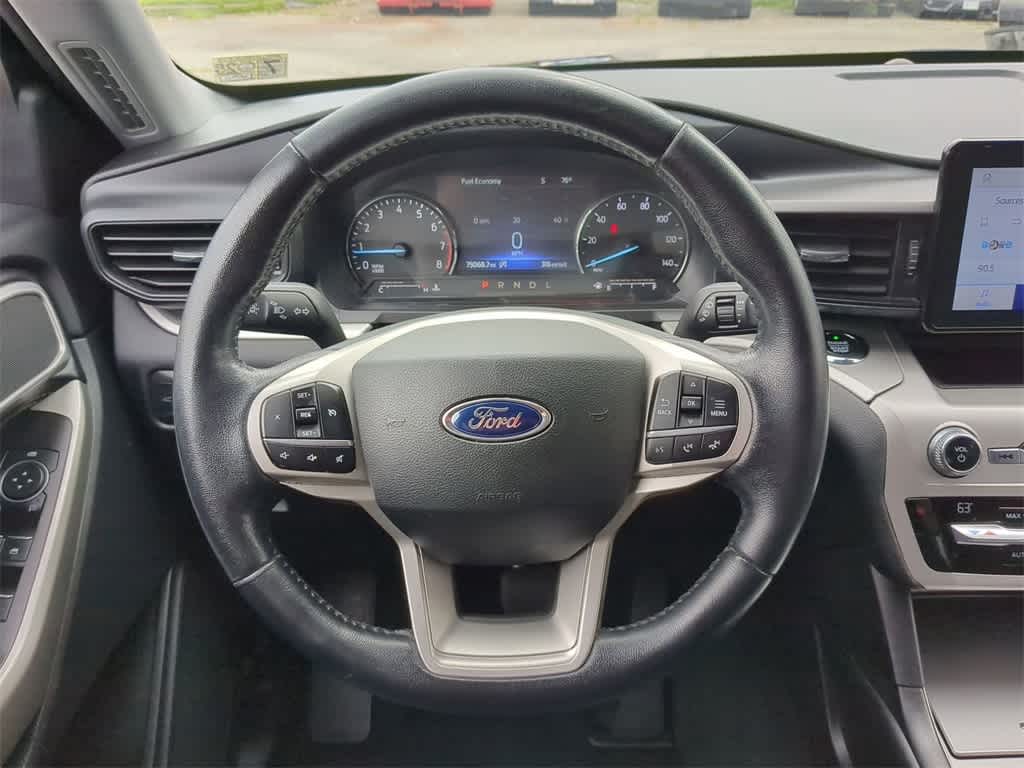 Thumbnail: 2021 Ford Explorer - 23