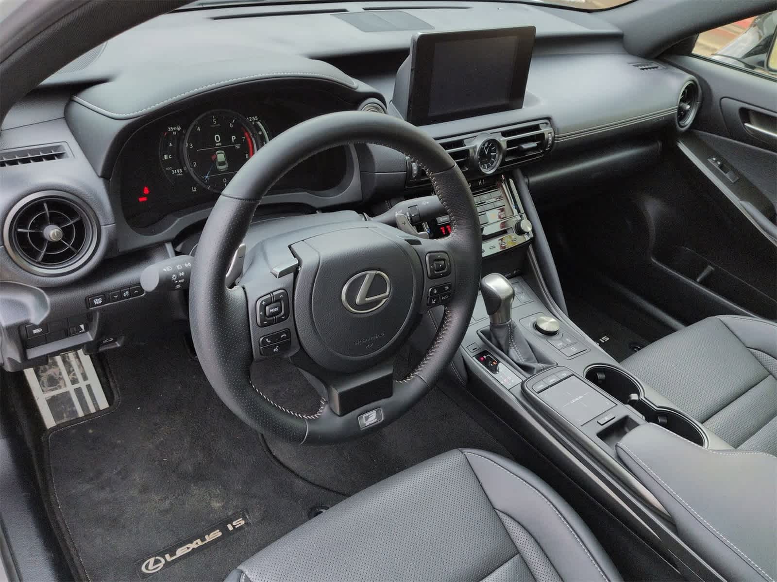 Thumbnail: 2025 Lexus IS - 10