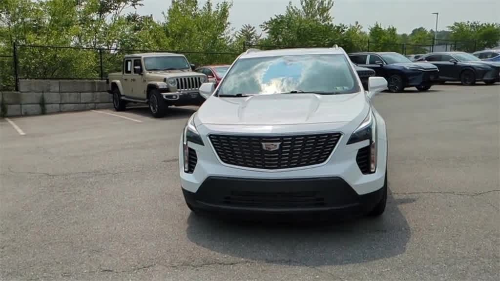Thumbnail: 2019 Cadillac XT4 - 3