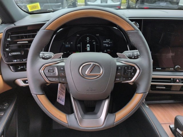 Thumbnail: 2026 Lexus RX - 25