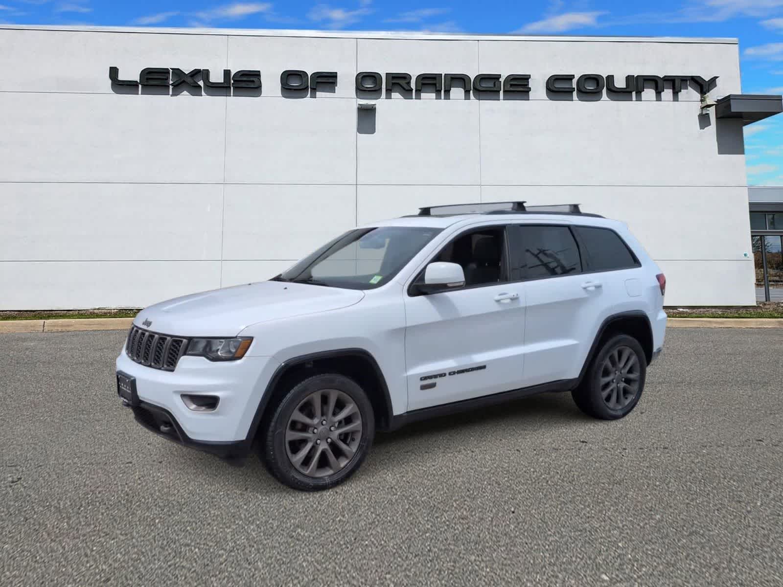 Thumbnail: 2016 Jeep Grand Cherokee - 4