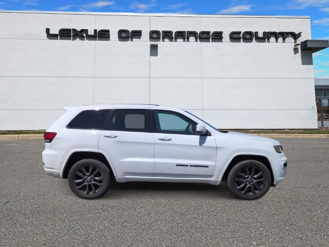 Thumbnail: 2020 Jeep Grand Cherokee - 9
